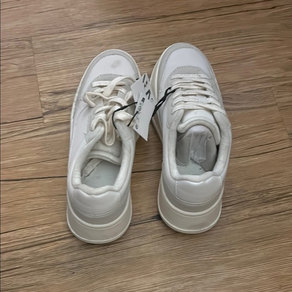 🔥🔥new inventory🔥🔥Nwt-Zara- Platform sneakers-size 6 - Picture 5 of 7